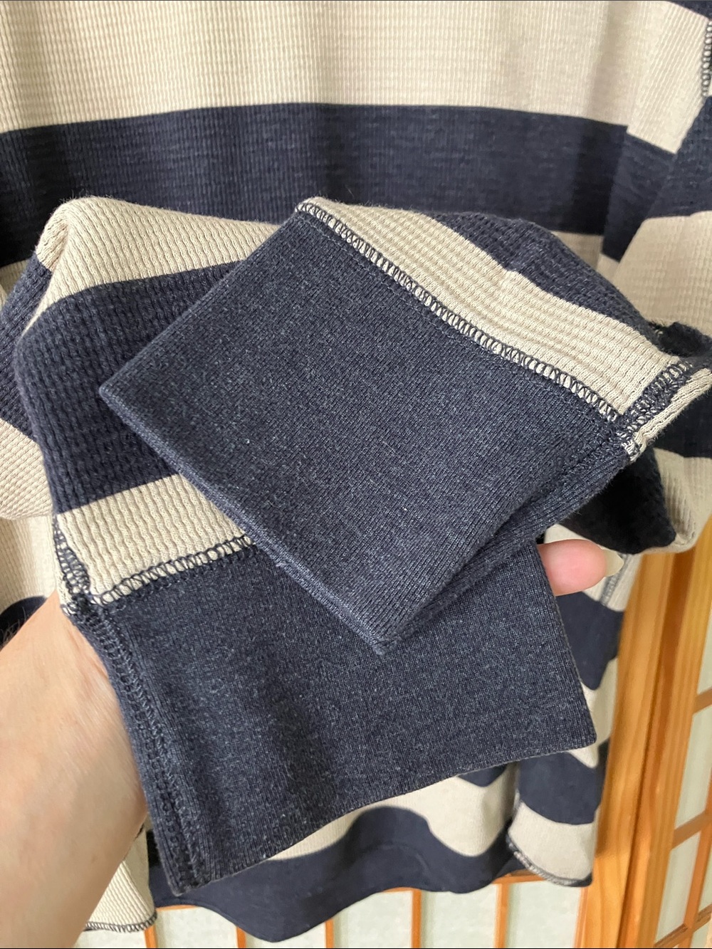 EUC GAP Navy & Cream Striped Crew Neck Waffle Tee w Contrast Stitching - Picture 5 of 6